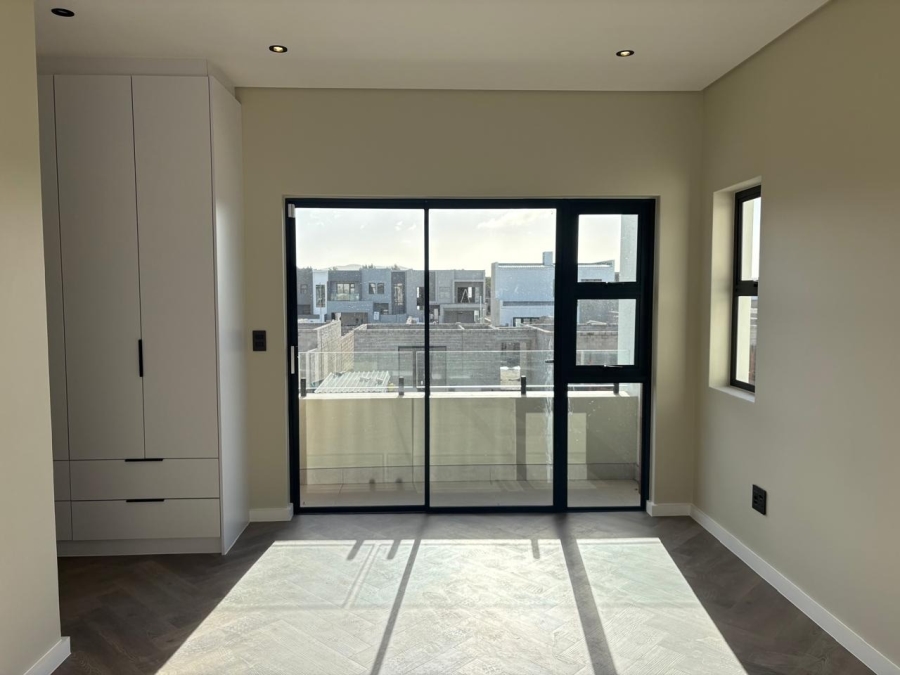 4 Bedroom Property for Sale in Sandown Western Cape